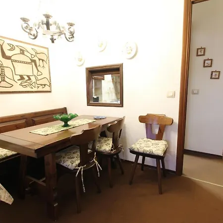 Hostdomus - Family Apartment Sestriere
